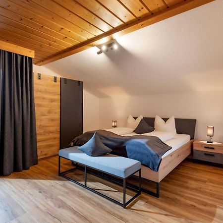Haus Schroll Apartman Ried im Zillertal Kültér fotó